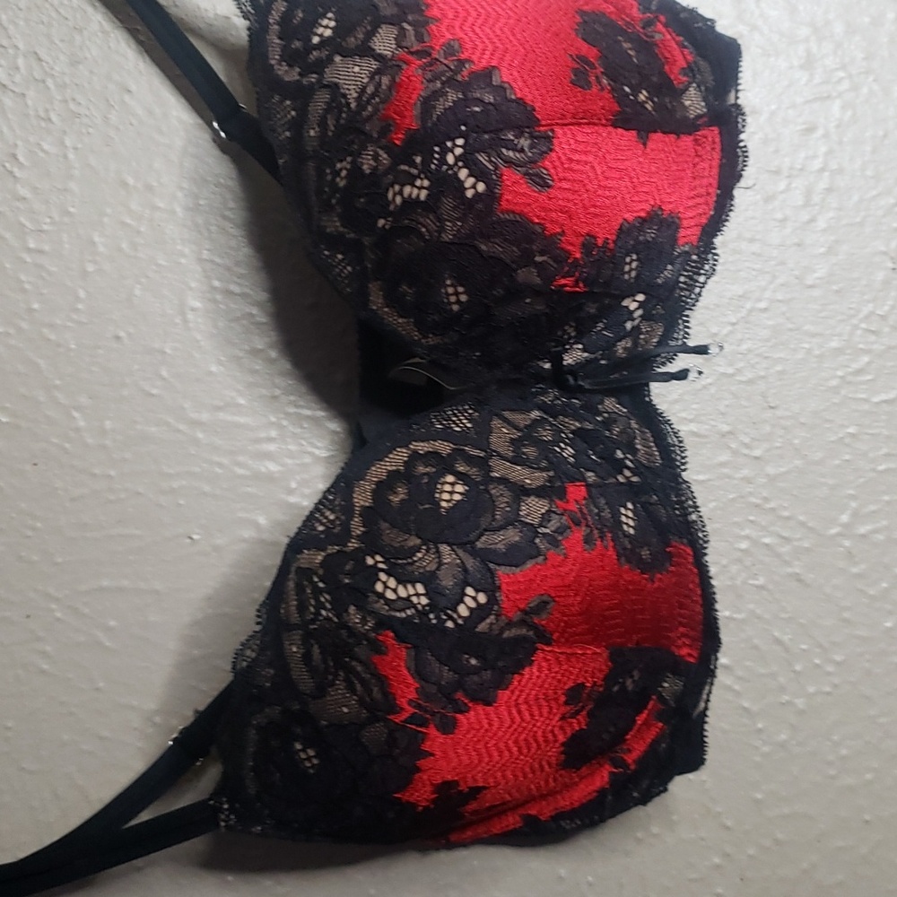 Victoras secret 38c